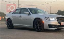 کرایسلەر 300